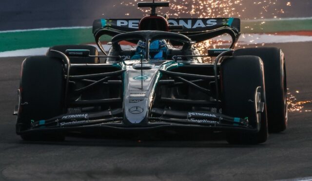Mercedes, güncelleme paketinden sadece bir tane getirdi