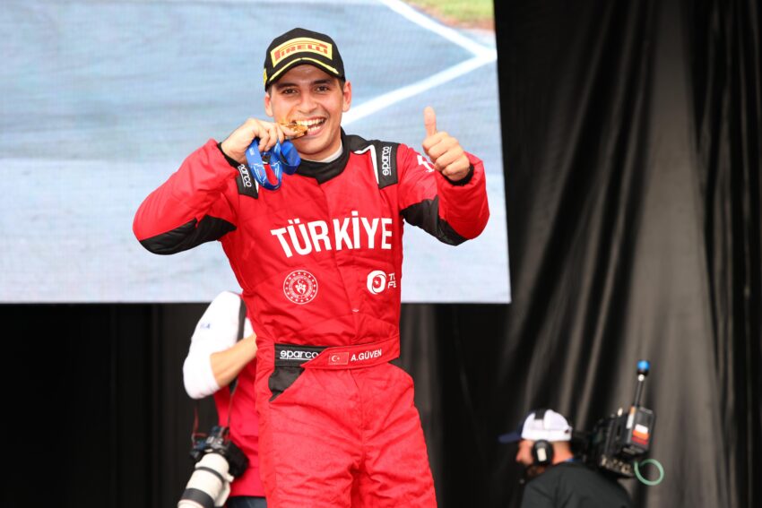 Ayhancan Güven, 2024 Motorsport Games’te Türkiye’ye ilk altın madalyayı kazandırdı!