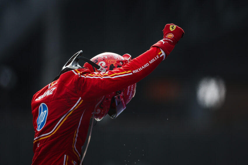 Sainz: “Ferrari’ye kapım her zaman açık olacak”