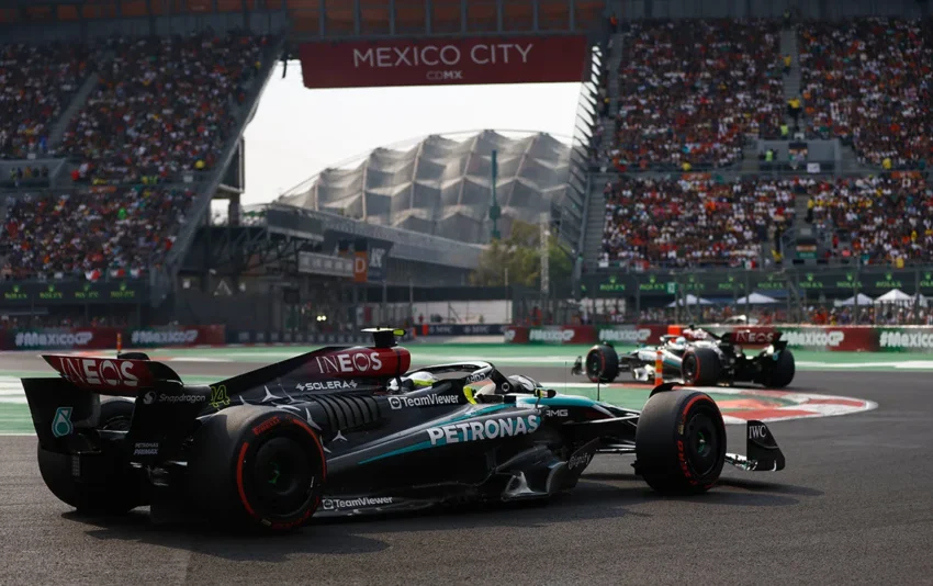 Pirelli sunucularının çökmesi, sıralama turlarında grafik sorununa sebep olmuş