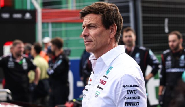 Wolff, FIA’yı “tek taraflı” karar almakla suçladı