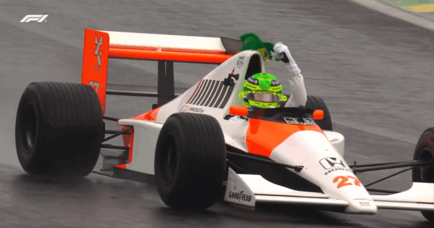 Hamilton: “Ayrton Senna’nın aracını sürmek, kariyerimin en onurlu anıydı”