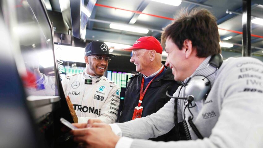 Toto Wolff, Hamilton’ın Ferrari ile görüştüğünü baba Sainz’dan öğrenmiş
