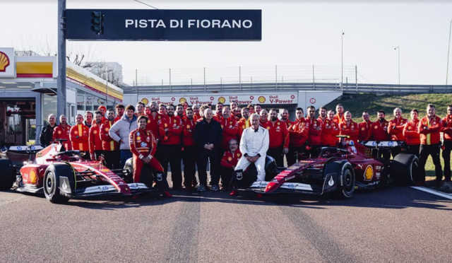 Ferrari’den Sainz’a cömert hediye: “İlk galibiyetini kazandığı F1-75!”