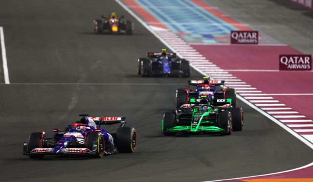 Lawson, Katar’da çarptığı Bottas’tan özür diledi