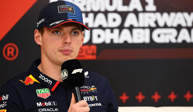 Verstappen’den Aston Martin’e geçiş spekülasyonlarına yanıt