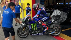Andrea Dovizioso Yamaha test