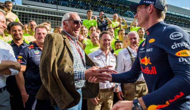 Schumacher: “Mateschitz, mezarında ters dönmüştür!”