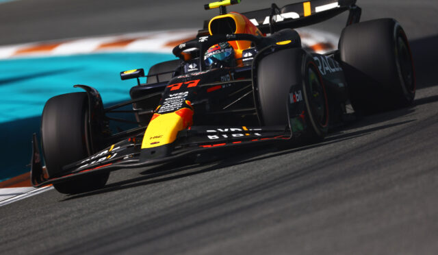 Red Bull, 2024’te asimetrik fren nedeniyle yavaşladığı iddialarını yalanladı