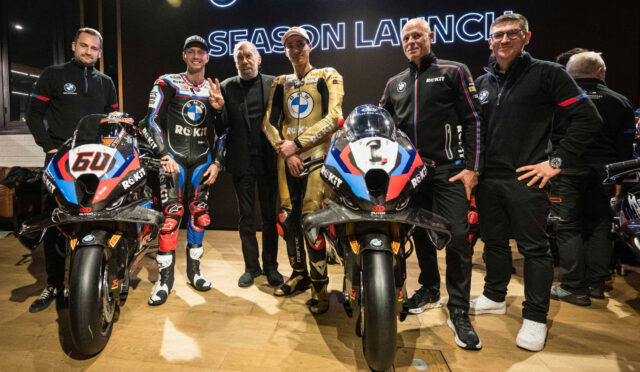 Toprak Razgatlıoğlu’nun 1 numaralı 2025 BMW Superbike motosikleti tanıtıldı!