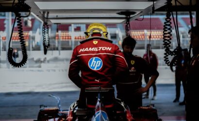 Lewis Hamilton Ferrari 32