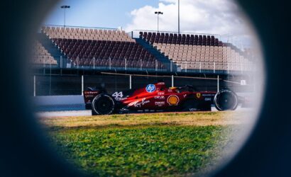 Lewis Hamilton Ferrari 33