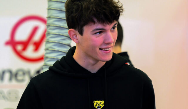 Bearman: “F1’de tam sezon geçirmediğim için hâlâ çaylağım”