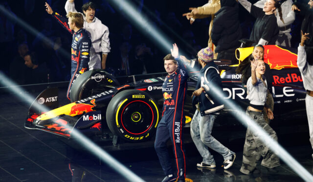F1 75 töreninde Red Bull, Verstappen ve FIA yuhalandı