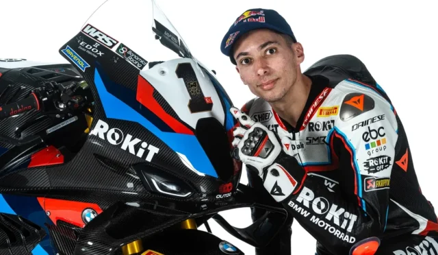 Toprak Razgatlıoğlu, 2025 BMW livery (7)