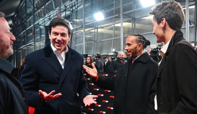 Wolff’tan Vasseur’e Hamilton şakası: “Artık senin sorunun!”