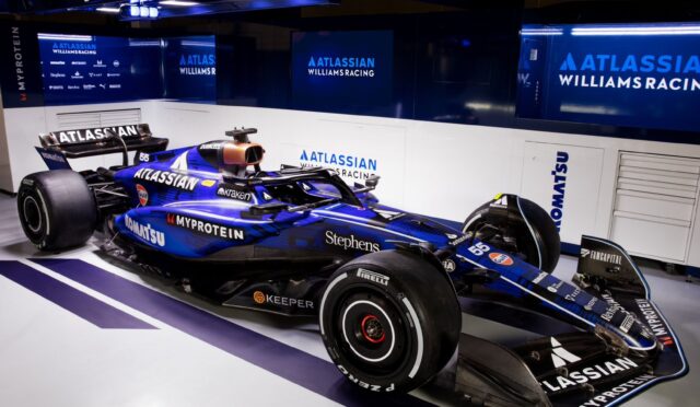 Williams da 2025 F1 aracını özel renk tasarımı ile görücüye çıkardı