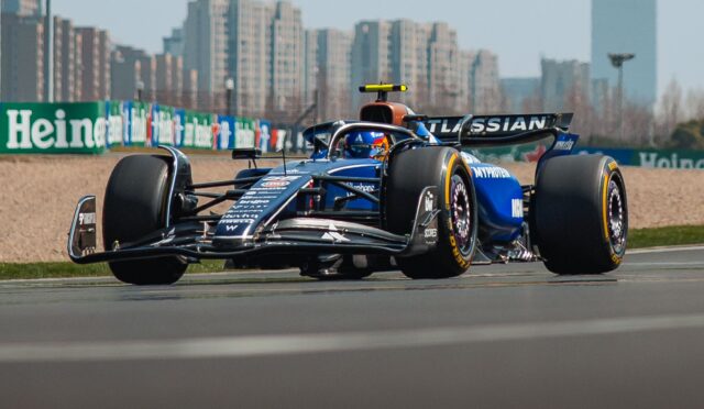 Williams, Sainz’ın eski F1 şasisiyle yarıştığı iddialarını yalanladı