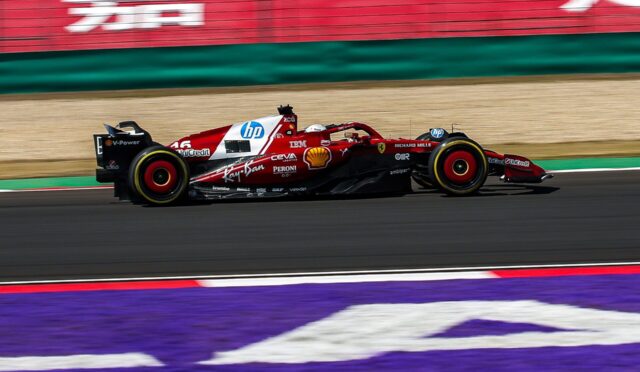 Ferrari’nin “yer değiştir” talimatı, Leclerc’i neden şaşırttı?