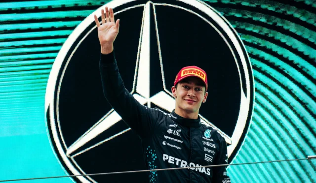 Russell, McLaren’ın çift pit stop yapmasını umuyormuş