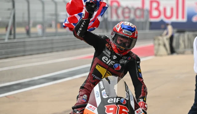 2025 Moto2 Amerika GP – Dixon, Austin’de üst üste ikinci zaferini aldı, Deniz erken veda etti