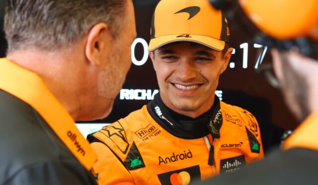 Norris: “Hamilton, Ferrari’ye alışmak için zamana ihtiyaç duyacak”