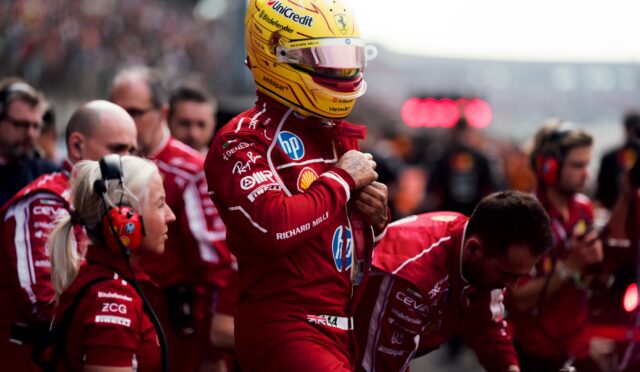 Windsor: “Hamilton, F1 yarışlarında eskisi gibi içgüdüsel sürmeye dönmeli”