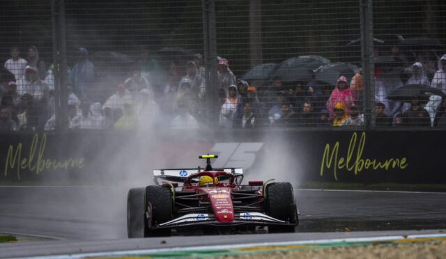 Hamilton: “Aracım sanki sürekli duvara girmek istiyor gibiydi”