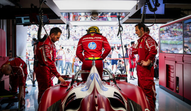 Lewis Hamilton ve Ferrari arasında güven sorunu mu var?