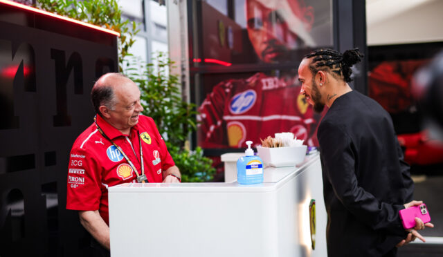 Hamilton, Ferrari baskısını önemsemedi: “Kendi beklentilerim daha büyük”