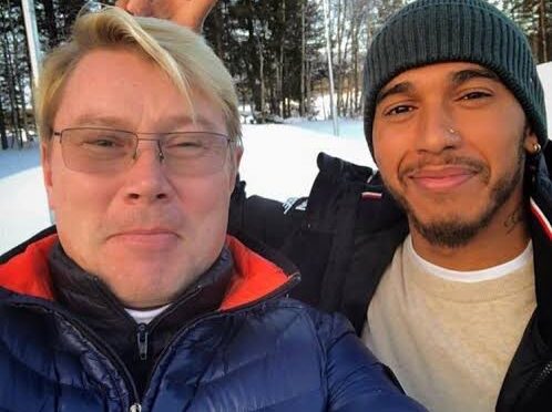 Hakkinen: “Hamilton’ın Ferrari’de şampiyon olması zor ama imkansız değil”