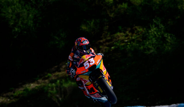 Moto2 Tayland: Gonzalez pole pozisyonunda, Deniz Öncü 12.