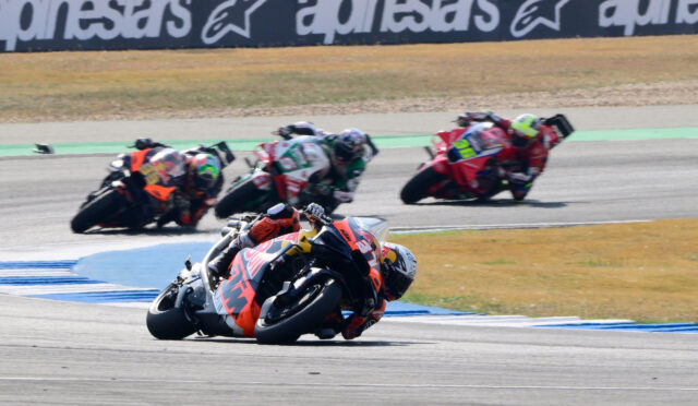 Acosta: “KTM, 2025 motosikletinde dramatik bir durumda”