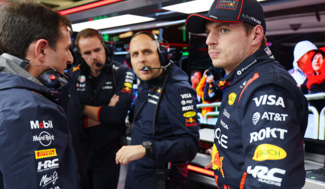 Verstappen: “Norris ve McLaren çok önde, Red Bull arkasındaki grupta”