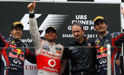 2011 Çin GP podyumu - Lewis Hamilton, Sebastian Vettel, Mark Webber, Red Bull, McLaren