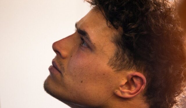 Stella, Norris’i eski F1 şampiyonlarına benzetti