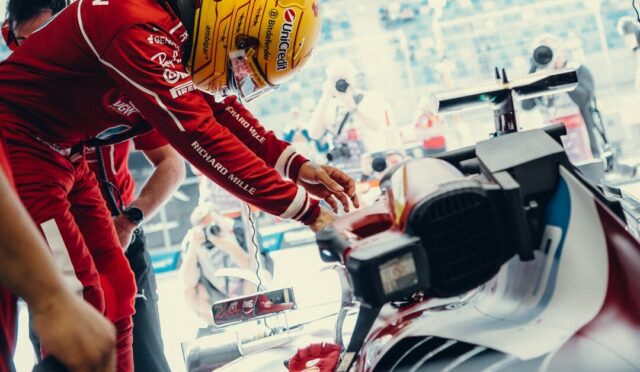 Ferrari: “2025, Lewis Hamilton için geçiş sezonu değil”