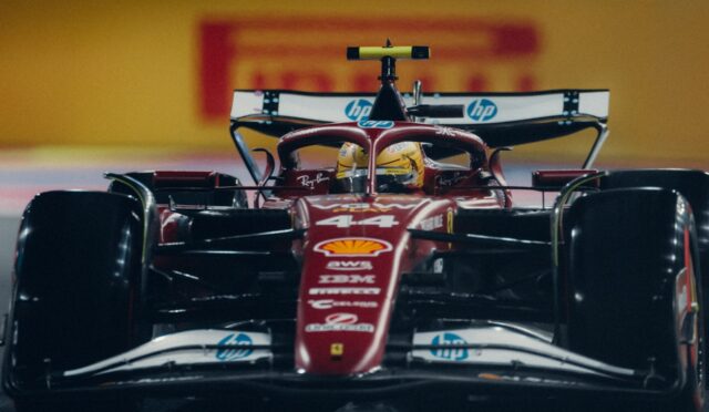 Lewis Hamilton, Ferrari’de “köklü bir değişim” peşinde