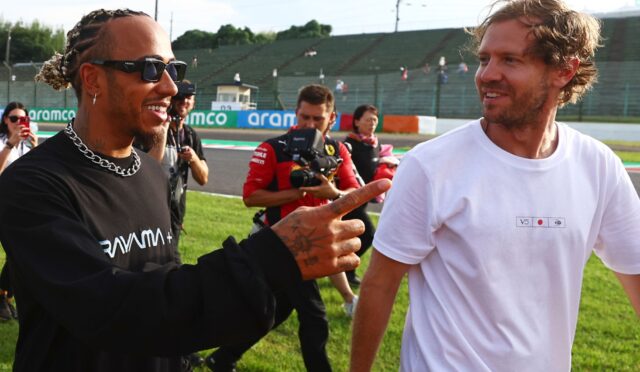 Eski F1 şampiyonundan Hamilton’a destek: “Çok çalışıyor”