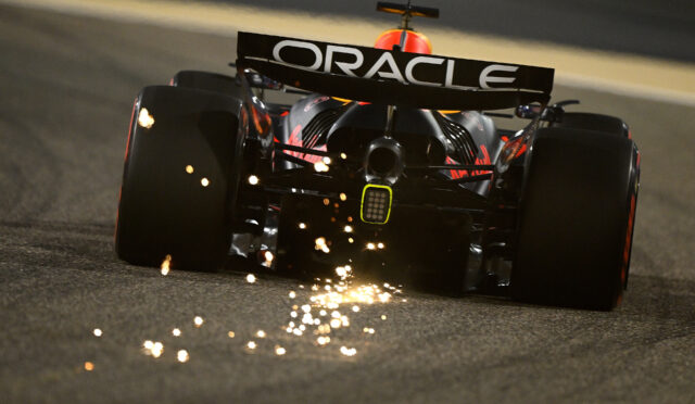 Mutsuz Verstappen: “McLaren ile fark çok büyük!”