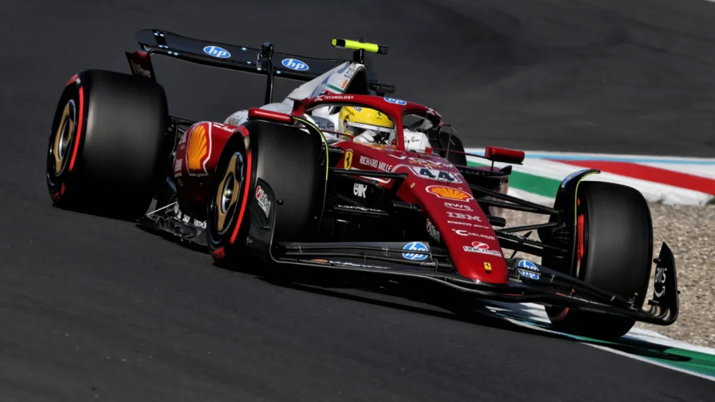 Lewis Hamilton Ferrari ile podyumsuz geçen ilk sezon ihtimalini görüyor