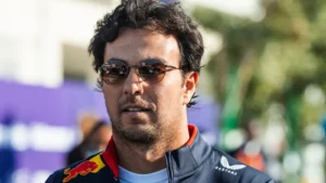 Sergio Perez Cadillac öncesi F1 aracıyla test sürüşüne hazırlanıyor