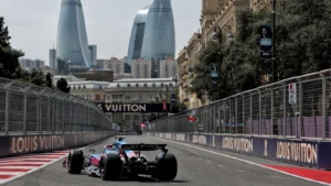 Azerbaycan GP ilk antrenmanda Norris zirvede McLaren dublesi