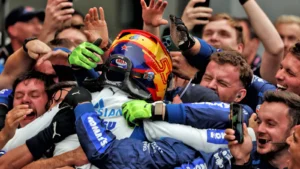 Carlos Sainz Azerbaycan GP’de Williams’a dört yıl sonra podyum getirdi