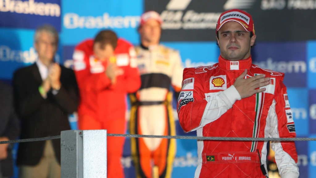 Ecclestone Crashgate örtbas iddialarını reddetti Massa dava açıyor