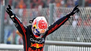 Verstappen GT3’deki ilk yarışında Nürburgring’de zafer kazandı