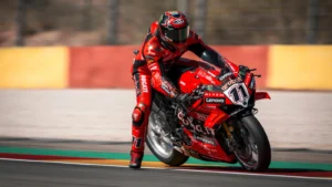Bulega Aragon WorldSBK ikinci yarışında üstünlük kurarak kazandı