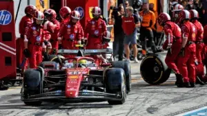 Hamilton Ferrari ile Monza’da beşincilik şansının kaçtığını söyledi