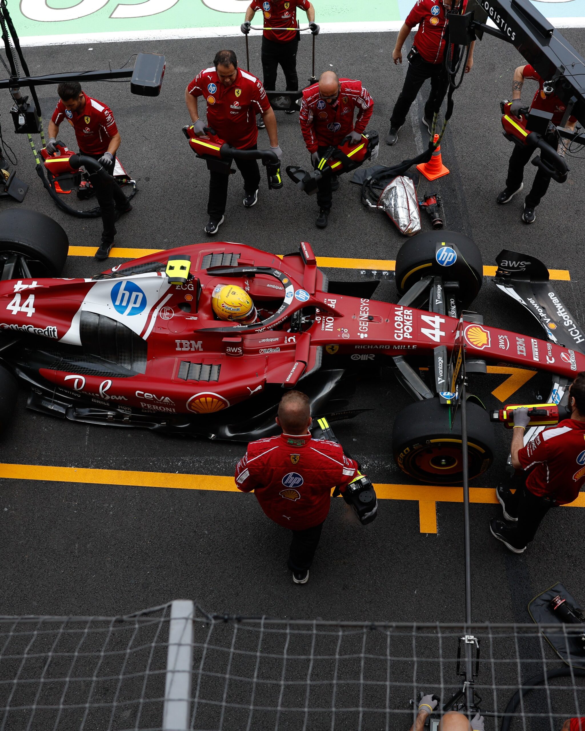 F1 Meksika GP’de Takımların Strateji Mücadelesi: Lastik Seçenekleri ve Yarış Planları