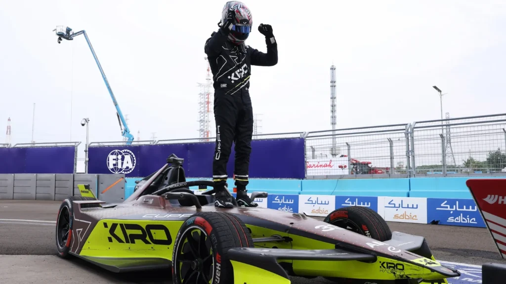 Dan Ticktum, Formula E Sezon 12 için Cupra Kiro koltuğunu korudu, iddialı hedeflerini açıkladı